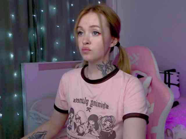NaughtyMable webcam