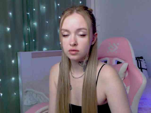 NaughtyMable webcam
