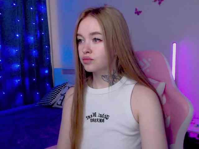 NaughtyMable webcam