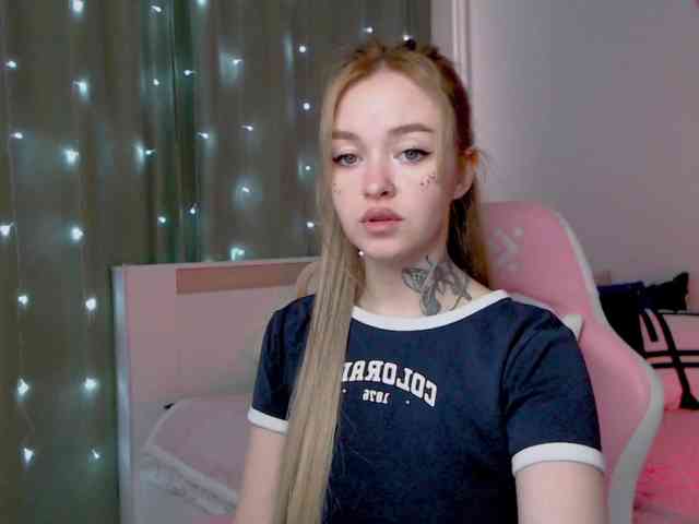 NaughtyMable webcam