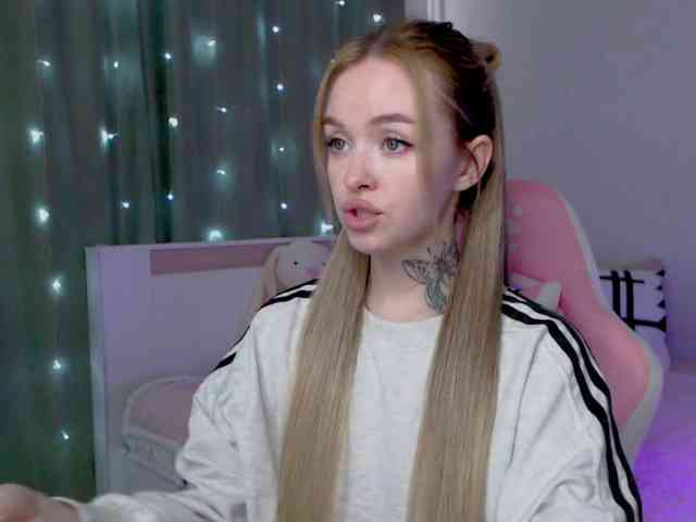 NaughtyMable webcam