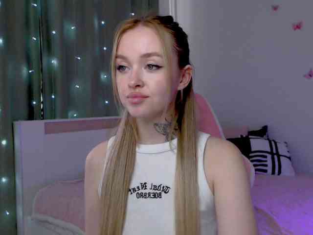 NaughtyMable webcam