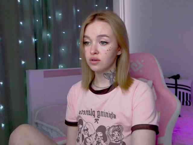 NaughtyMable webcam