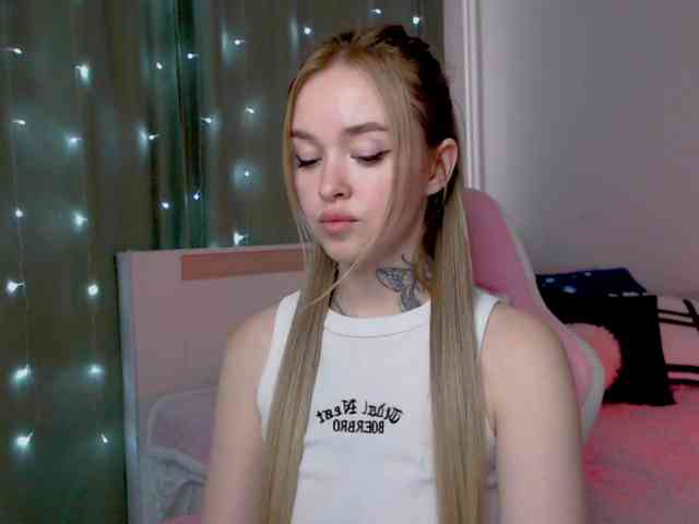 live amateur porn NaughtyMable