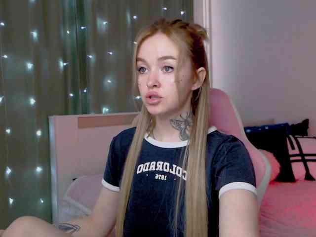 NaughtyMable webcam