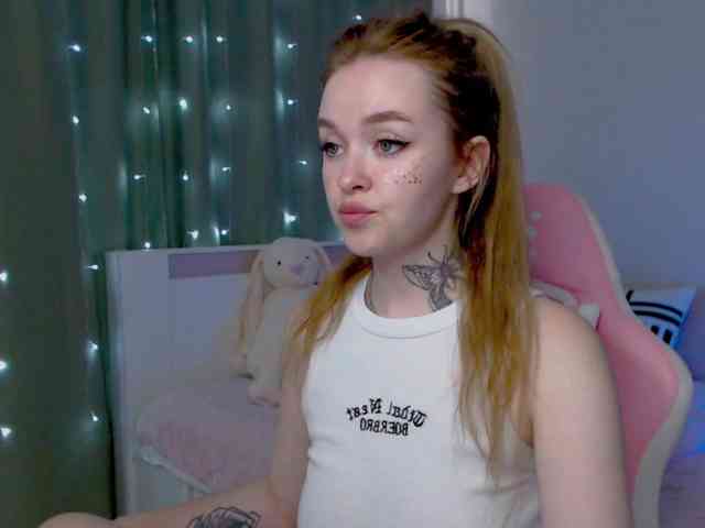 NaughtyMable webcam