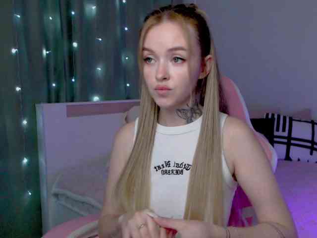 NaughtyMable webcam