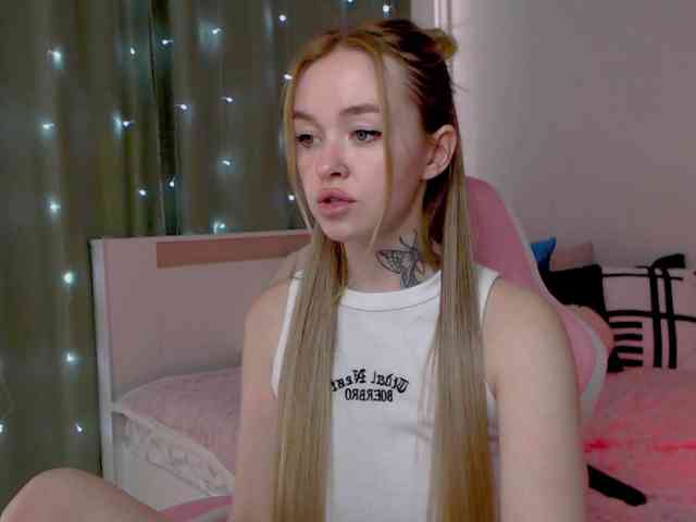 NaughtyMable webcam