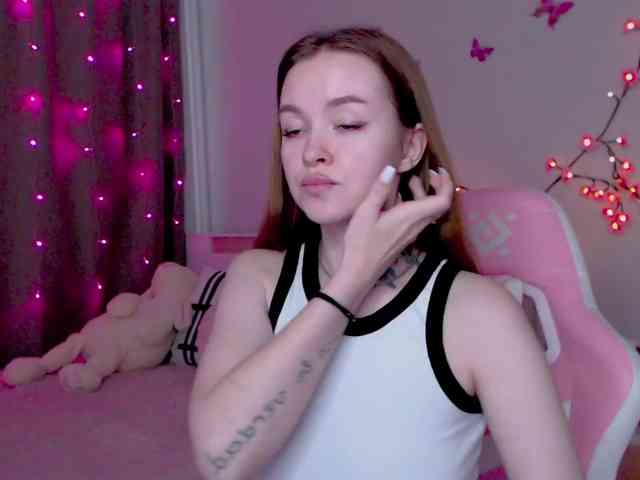 NaughtyMable webcam