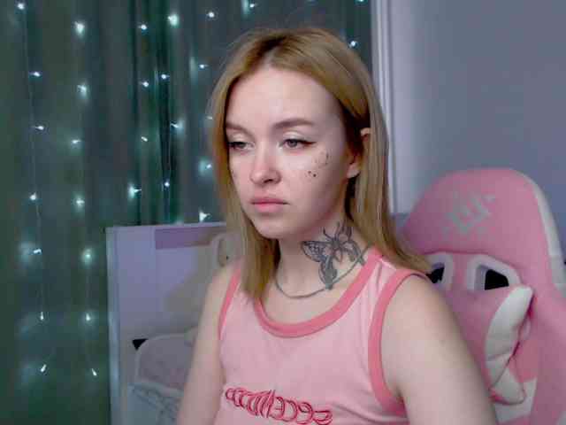 NaughtyMable webcam