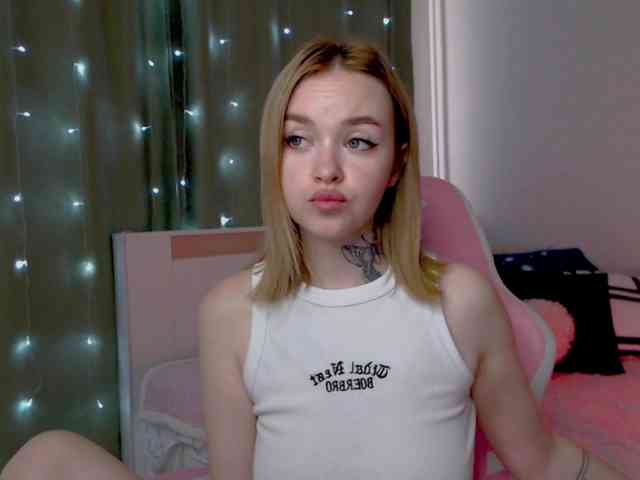 NaughtyMable webcam
