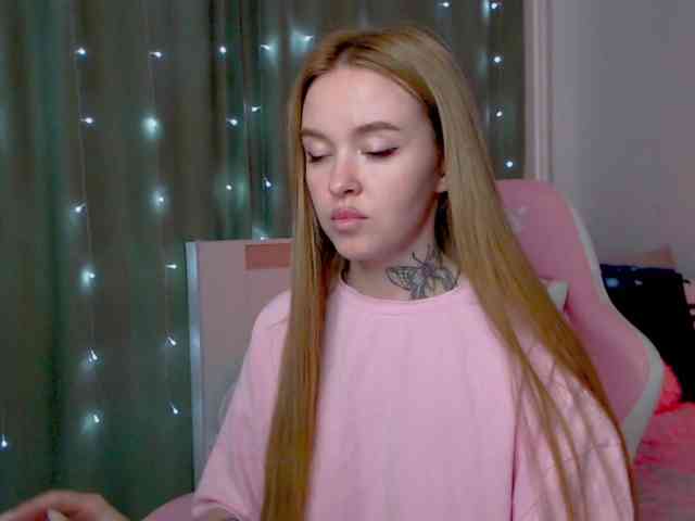 NaughtyMable webcam