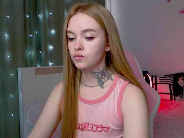 NaughtyMable webcam
