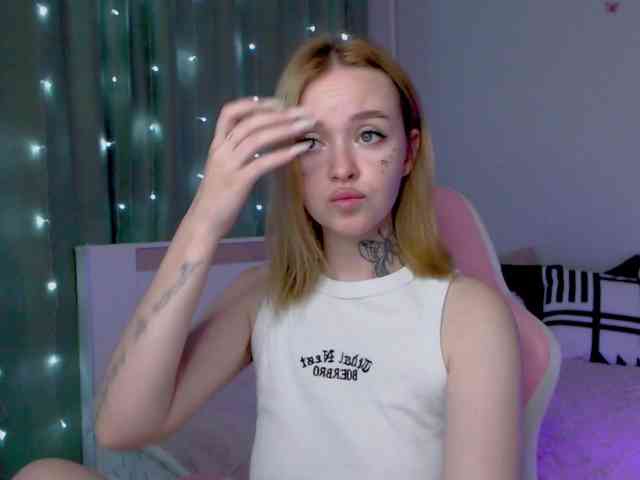 NaughtyMable webcam