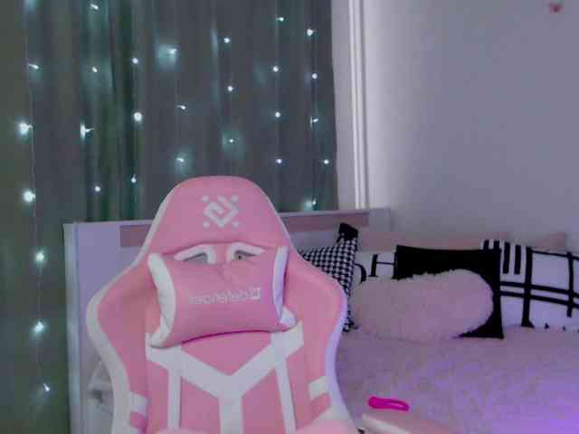 NaughtyMable webcam