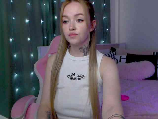NaughtyMable webcam