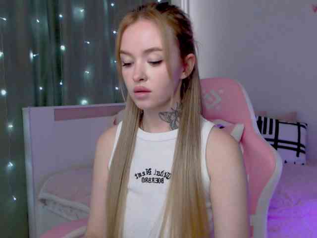 NaughtyMable webcam