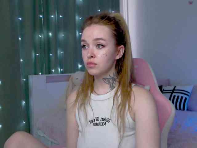 NaughtyMable webcam