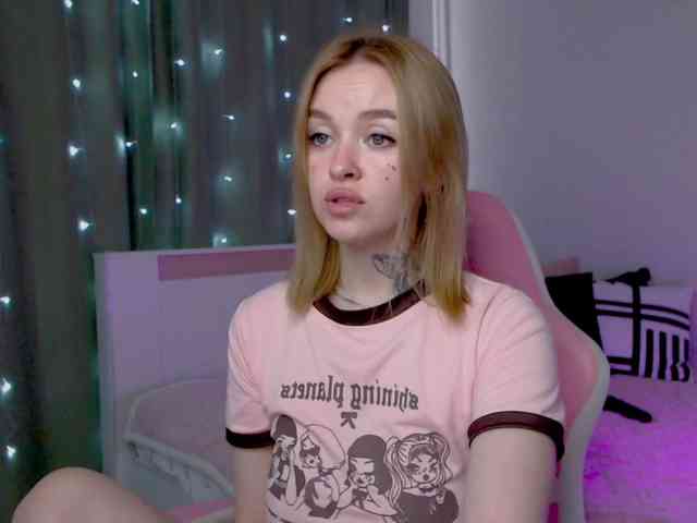 NaughtyMable webcam