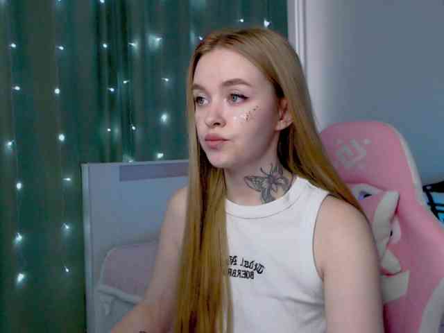NaughtyMable webcam