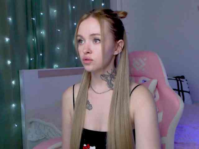 NaughtyMable webcam