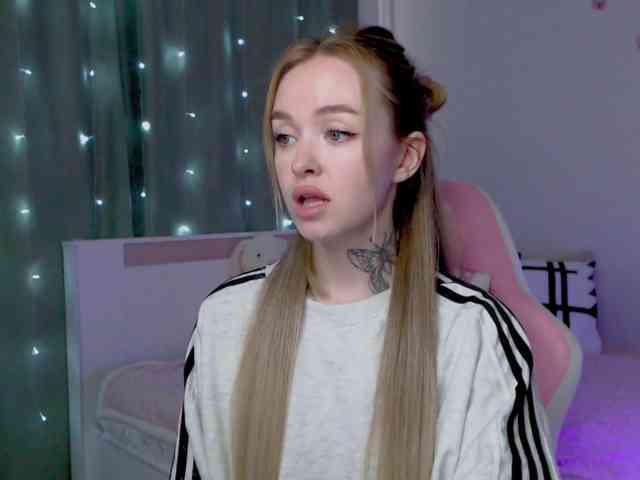 NaughtyMable webcam