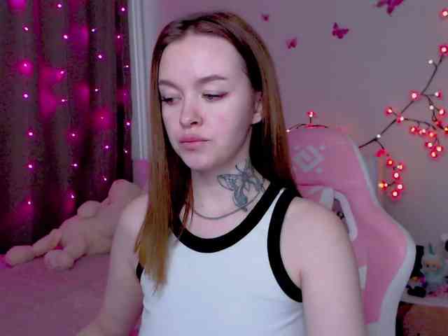 NaughtyMable webcam