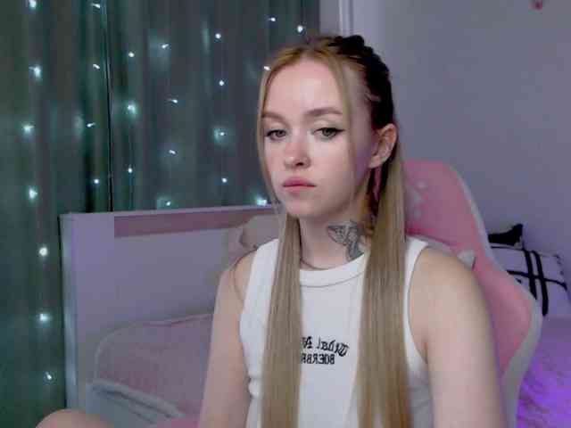 NaughtyMable webcam