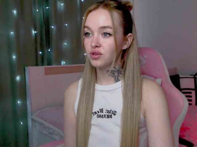 NaughtyMable webcam