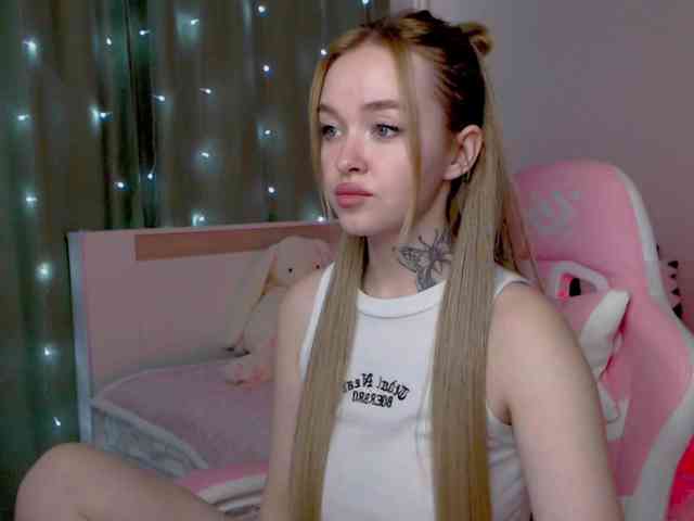 NaughtyMable webcam