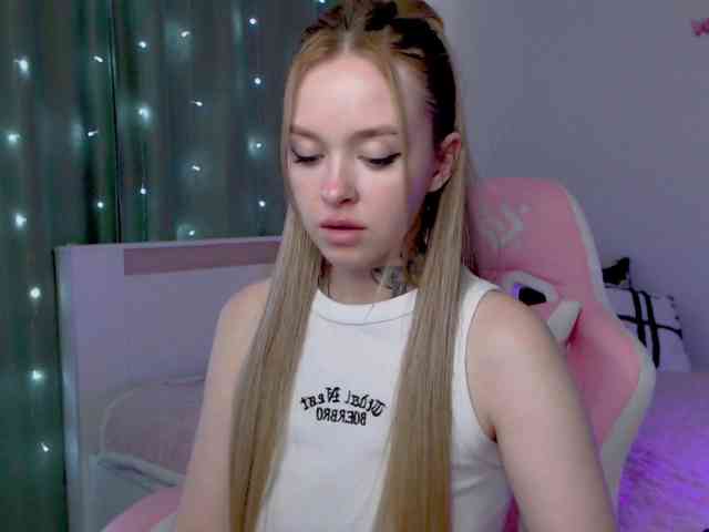 NaughtyMable webcam