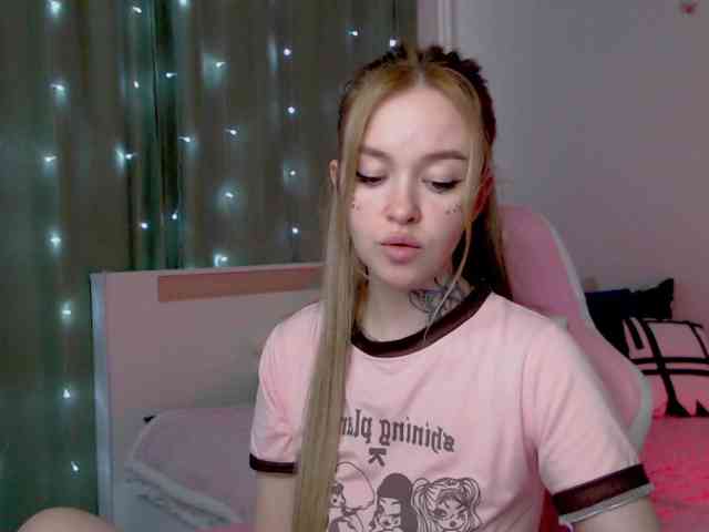 NaughtyMable webcam