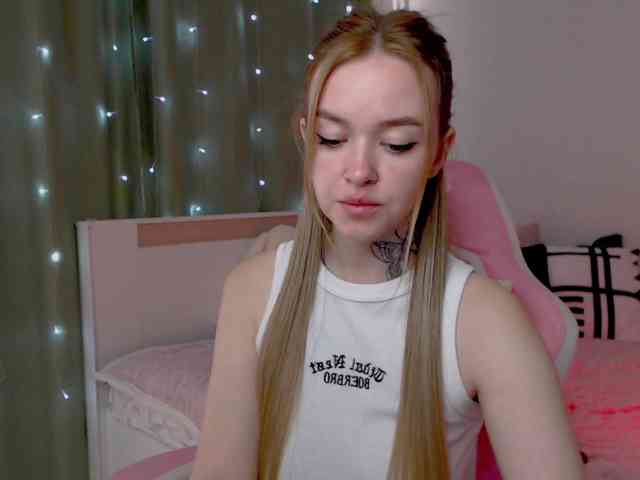 Модель: NaughtyMable