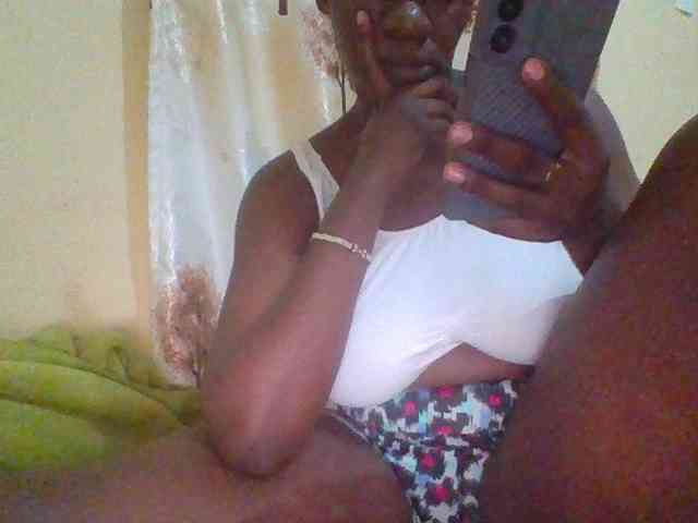 Sexxyboobs2 webcam