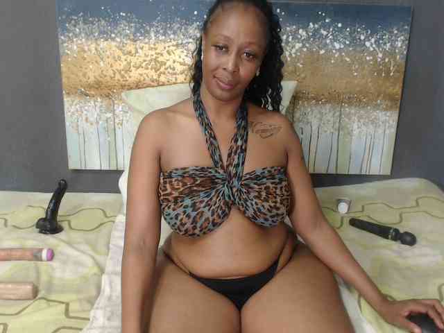 DARKNLOVELYxxx99a webcam