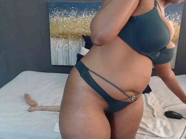 DARKNLOVELYxxx99a webcam