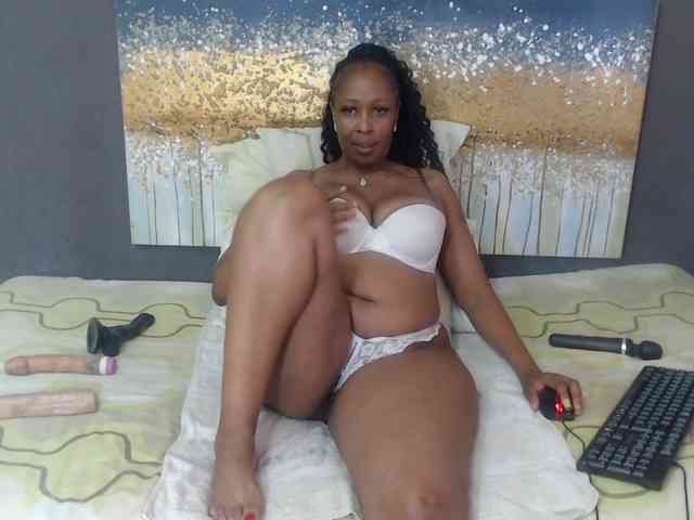 DARKNLOVELYxxx99a webcam