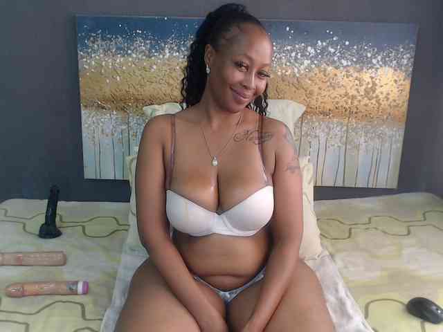 DARKNLOVELYxxx99a webcam