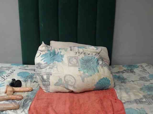 DARKNLOVELYxxx99a webcam