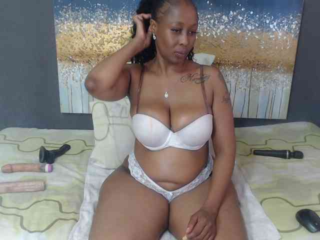 DARKNLOVELYxxx99a webcam