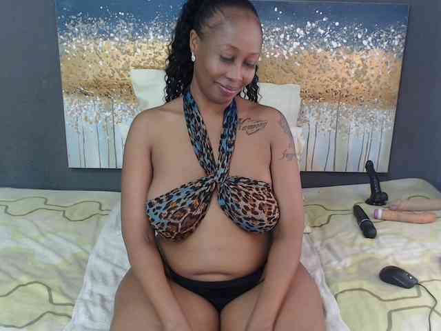 DARKNLOVELYxxx99a webcam