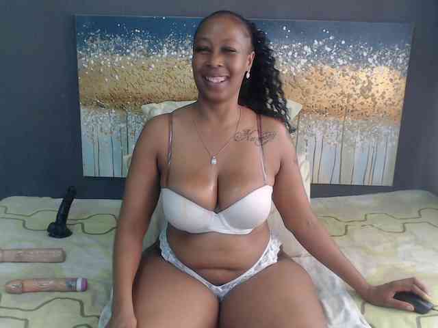 DARKNLOVELYxxx99a webcam