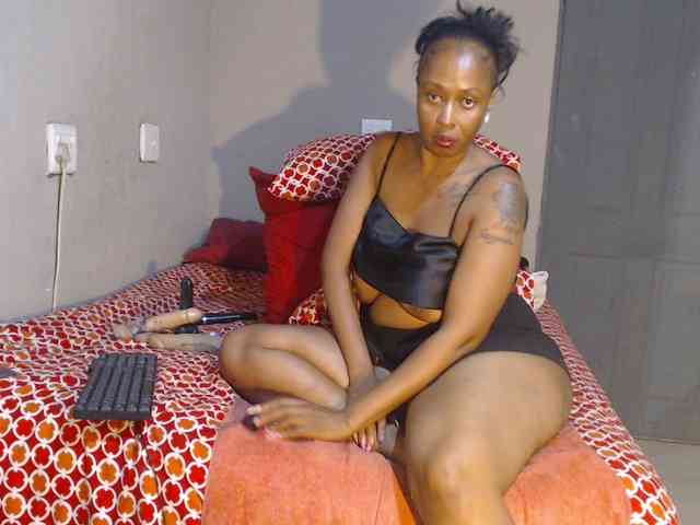 DARKNLOVELYxxx99a webcam