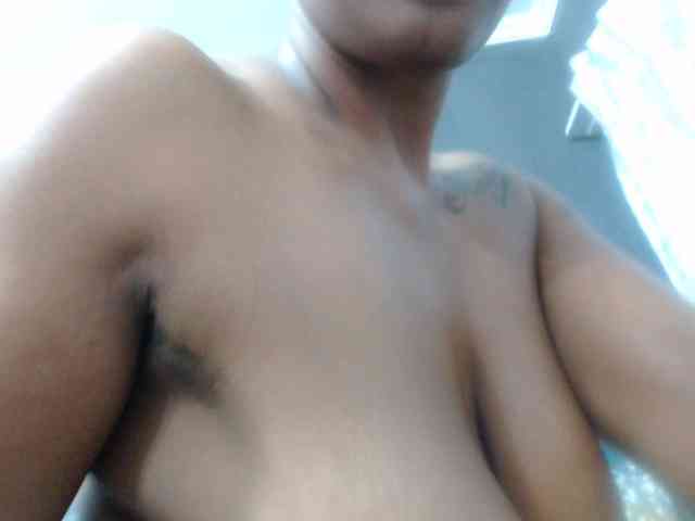 DARKNLOVELYxxx99a webcam