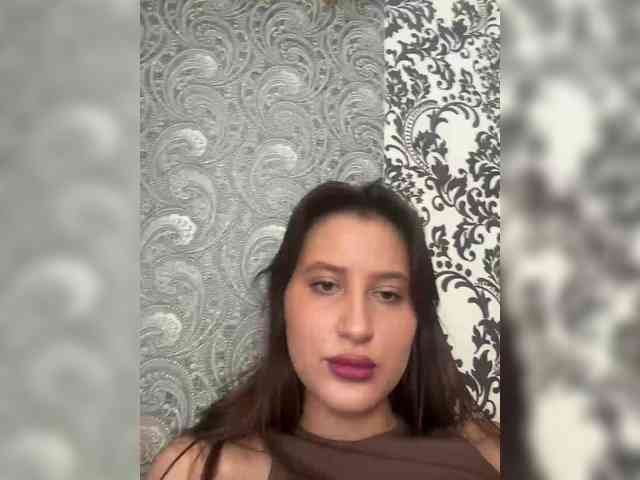 Llevie Live Webcam on BongaCams