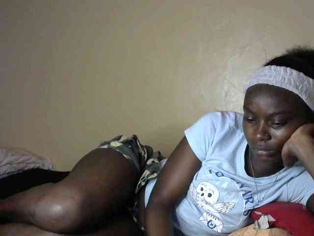 Lorahanna5 webcam