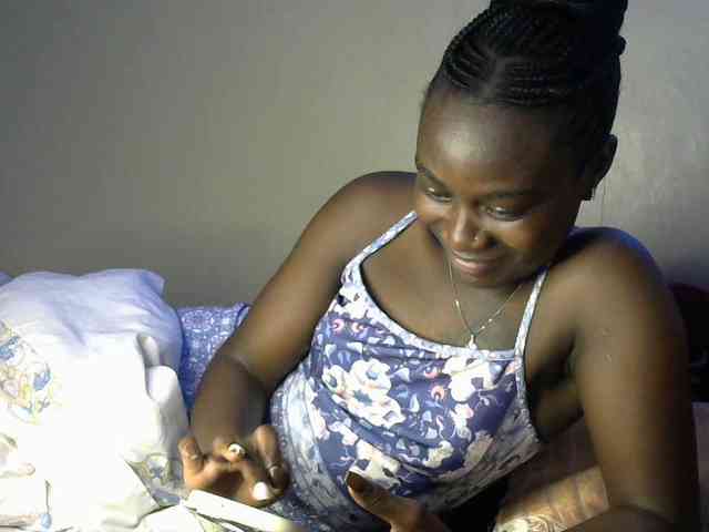 Lorahanna5 webcam