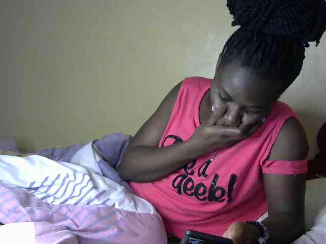Lorahanna5 webcam