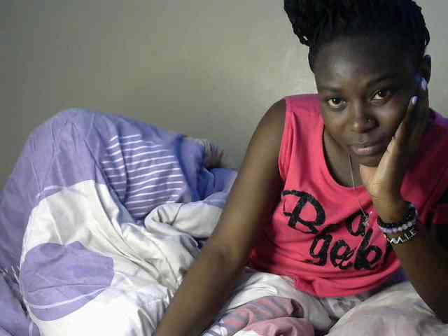 Lorahanna5 webcam