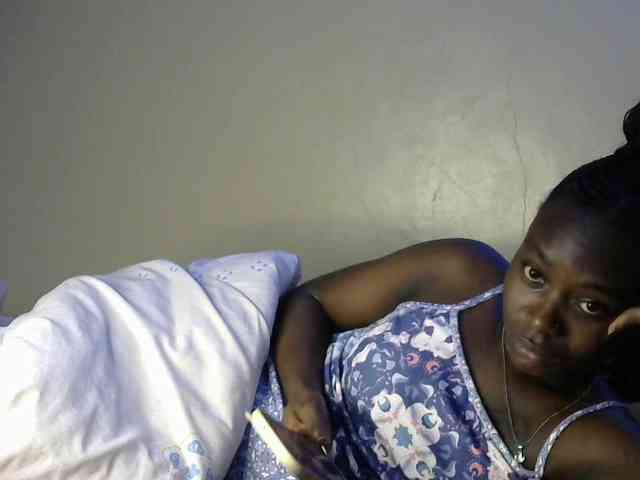 Lorahanna5 webcam